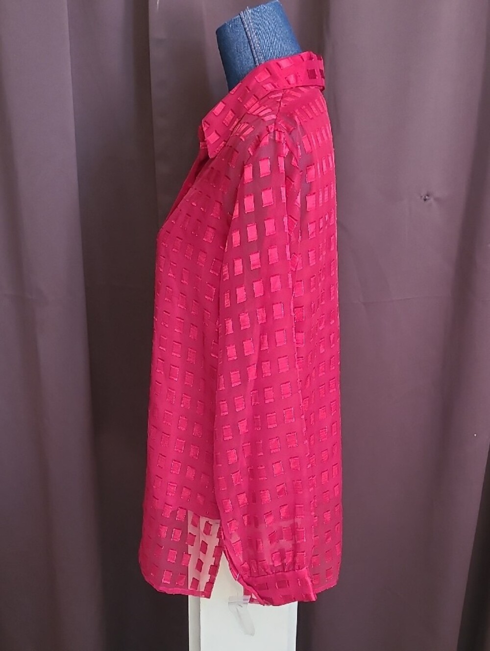 Voir Collection Women's Cherry Red Sheer Blouse And Tank - Picture 5 of 12